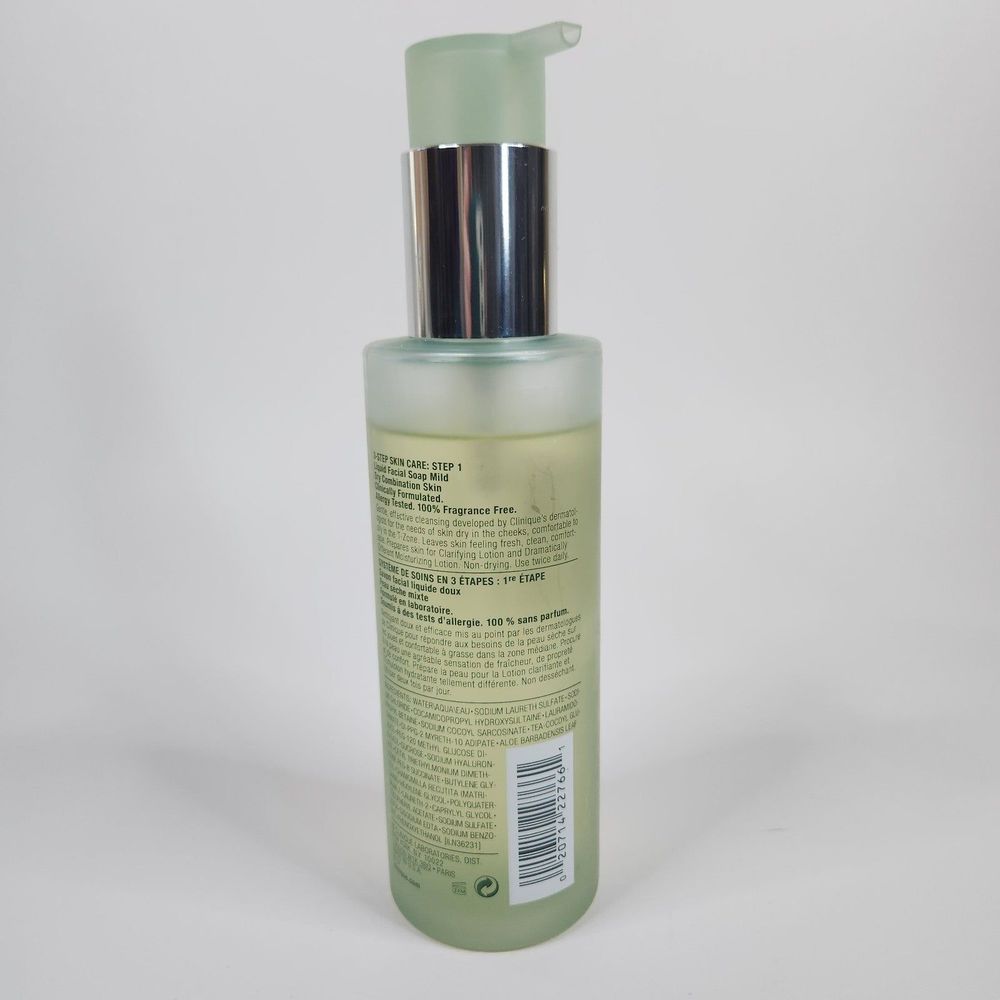 Clinique Liquid Facial Soap Mild JUMBO 6.7 oz / 200 ml Pump Dry Combination - Picture 2 of 2
